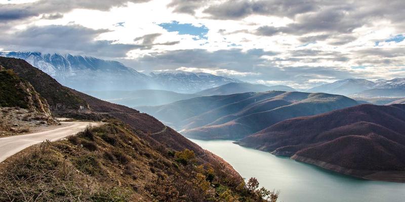 当艺术涂鸦风格遇见AI：电商生鲜分拣中的人工智能视觉识别革命