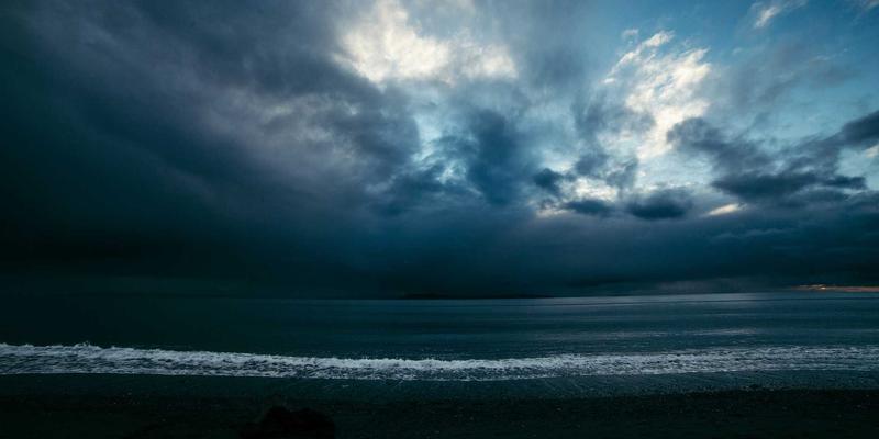 电商健康食品生鲜配送的绿色革命：如何实现环保包装与极致保鲜的平衡